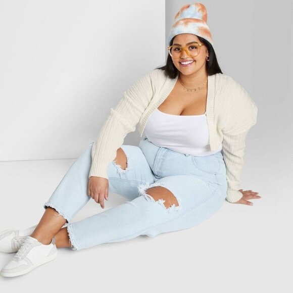 Wild Fable Women's Plus Size Super-High Rise Distressed Mom Jeans Light Wash 18W - Picture 1 of 4